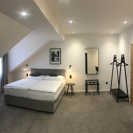 Rozmaryn Hotel B&B Rakovnik Bagian luar foto