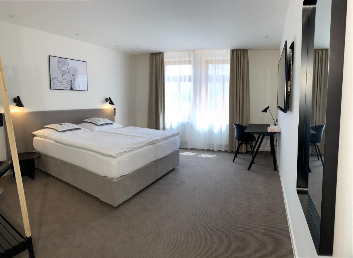 Rozmaryn Hotel B&B Rakovnik Bagian luar foto