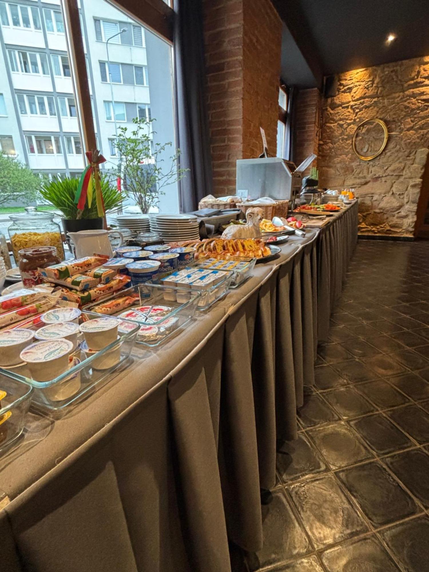 Rozmaryn Hotel B&B Rakovnik Bagian luar foto