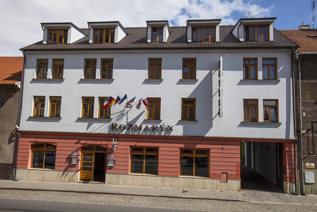 Rozmaryn Hotel B&B Rakovnik Bagian luar foto